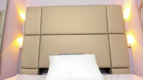 Lucy online show from 04-23-26, 01:02