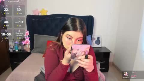 Snapshot of lucypetit chatting on 09-15-25, 12:49 Lucy Petit online show from 09-15-25, 12:49