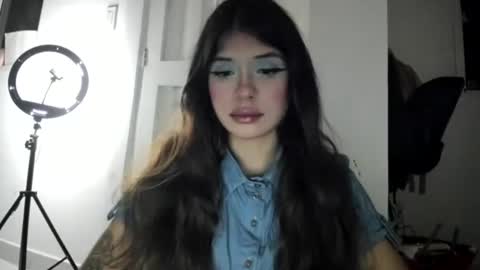 Snapshot of lucyportman chatting on 06-15-26, 05:53 lucyportman online show from 06-15-26, 05:53