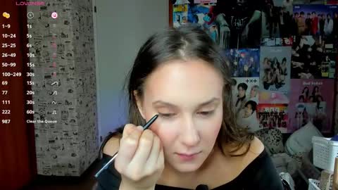 Lucy Rose online show from 10-31-25, 05:52