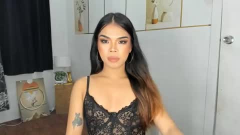 lucyvane online show from 07-13-26, 02:47