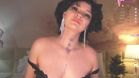 lucyvee online show from 12-21-24, 01:36