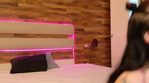 LucyWillow online show from 12-10-24, 07:26