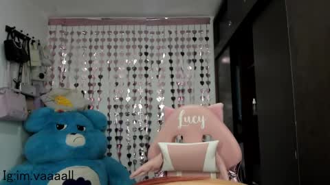 Snapshot of lucyy_tayy chatting on 02-11-25, 02:46 The love of your life 3 online show from 02-11-25, 02:46