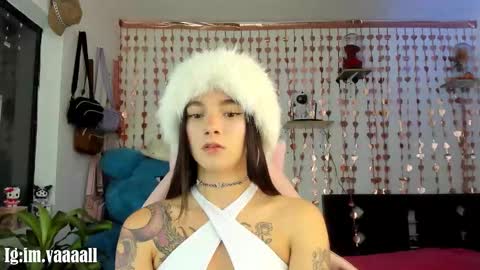 Snapshot of lucyy_tayy chatting on 10-01-25, 03:12 The love of your life 3 online show from 10-01-25, 03:12
