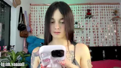 Snapshot of lucyy_tayy chatting on 10-05-25, 05:28 The love of your life 3 online show from 10-05-25, 05:28