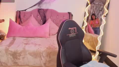 ludo_kitty_tay online show from 10-26-25, 03:23