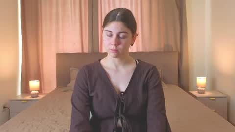 luellaifft online show from 07-09-26, 05:55