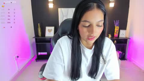 luffy_girl online show from 03-15-26, 09:21