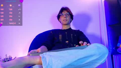 Lui online show from 04-23-26, 03:52