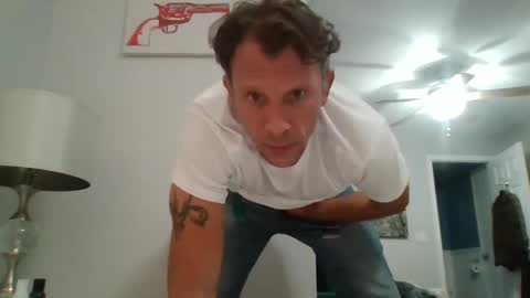 Snapshot of luiggii0904 chatting on 12-14-24, 12:01 luiggii0904 online show from 12-14-24, 12:01