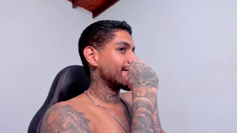 Luigi Vitale online show from 10-28-25, 05:11