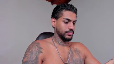 Luigi Vitale online show from 12-18-25, 03:12