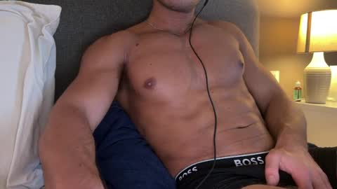 Snapshot of luis763413 chatting on 04-29-26, 03:38 luis763413 online show from 04-29-26, 03:38