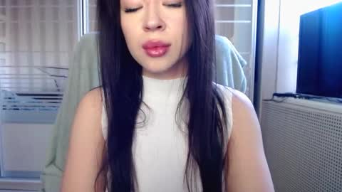 luisa lovedom online show from 11-04-25, 11:09