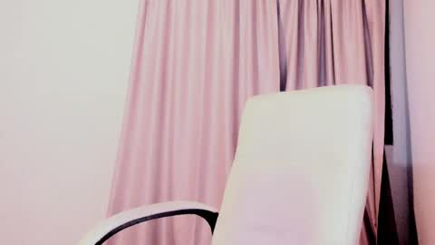 Snapshot of luisaa_diaz_ chatting on 05-25-26, 11:11 Luisa Diaz online show from 05-25-26, 11:11