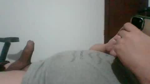 luisfer86 online show from 04-06-26, 01:25