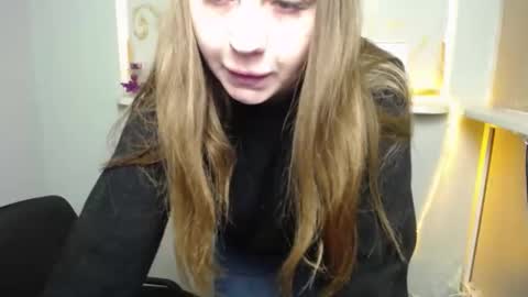 Snapshot of luizaheems_ chatting on 01-16-25, 07:28 Luiza online show from 01-16-25, 07:28