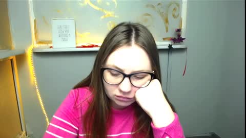 Snapshot of luizaheems_ chatting on 01-22-25, 10:29 Luiza online show from 01-22-25, 10:29