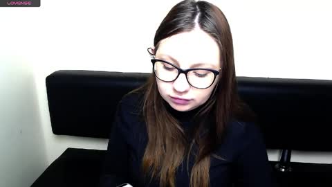 Luiza online show from 03-24-26, 07:13