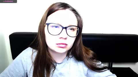 Luiza online show from 03-26-26, 07:58