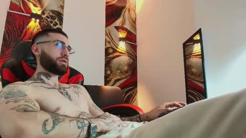 LUKE online show from 10-09-25, 01:53