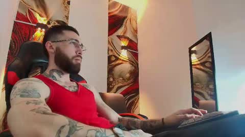 LUKE online show from 10-27-25, 01:37