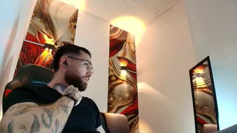 LUKE online show from 03-19-26, 01:15