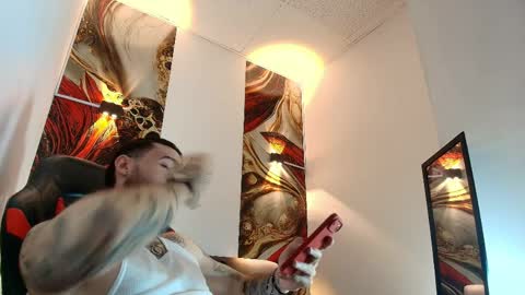 LUKE online show from 03-30-26, 01:12