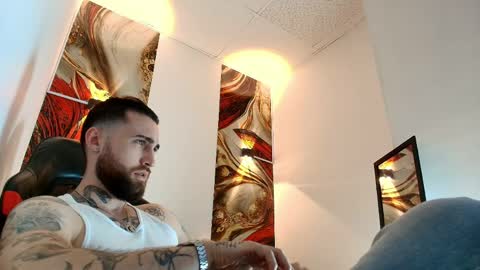 LUKE online show from 04-08-26, 01:11