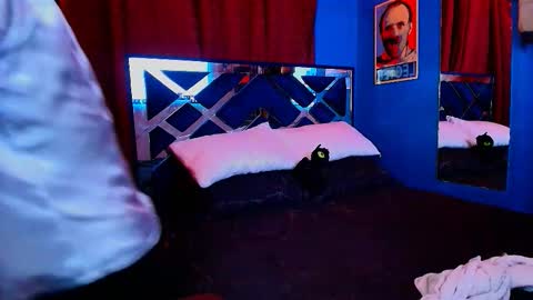 Snapshot of luke_howland chatting on 01-13-26, 12:38 Luke online show from 01-13-26, 12:38