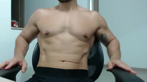 Snapshot of luke_logan chatting on 05-29-26, 11:25 Luke Logan online show from 05-29-26, 11:25