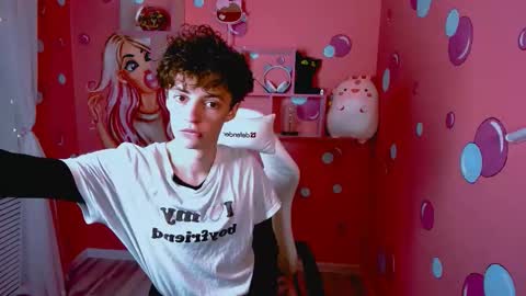 Luke online show from 12-04-25, 10:57