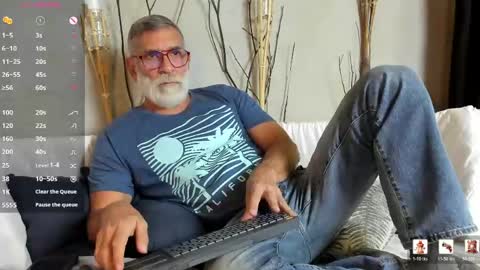 Snapshot of lukecrews chatting on 05-07-26, 05:29 Luke Crews online show from 05-07-26, 05:29