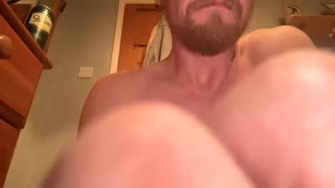 Snapshot of lukeeeeey96 chatting on 12-04-24, 04:10 lukeeeeey96 online show from 12-04-24, 04:10