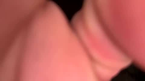 Snapshot of lukeeeeey96 chatting on 02-10-25, 05:25 lukeeeeey96 online show from 02-10-25, 05:25