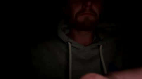 Snapshot of lukeeeeey96 chatting on 10-01-25, 04:51 lukeeeeey96 online show from 10-01-25, 04:51