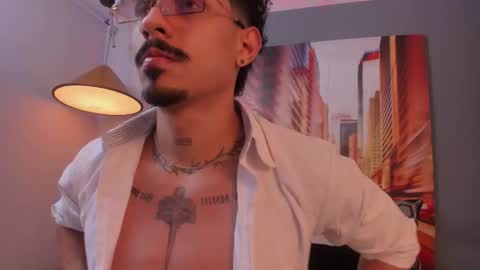 Luke Taylor online show from 12-14-25, 10:42