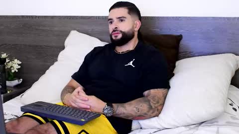 Lukhas f4f online show from 10-23-25, 02:00