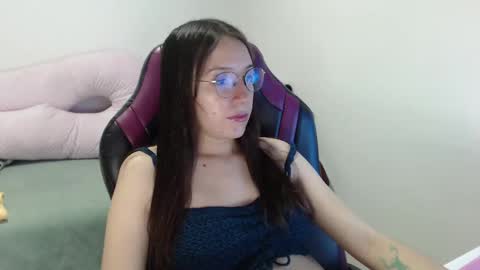 Snapshot of lula_05 chatting on 12-05-24, 05:39 Vicky online show from 12-05-24, 05:39