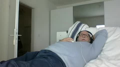 luley58 online show from 01-30-25, 03:40