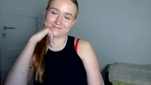 Snapshot of lulu_baby1 chatting on 05-09-26, 04:56 Lulu Baby18 online show from 05-09-26, 04:56