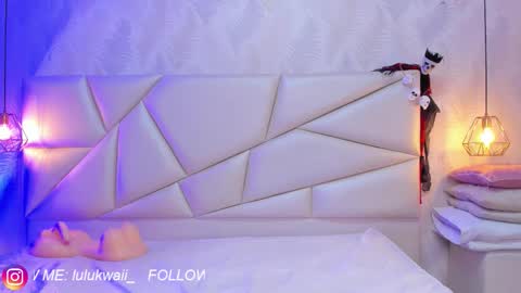 lulu online show from 10-15-25, 07:14