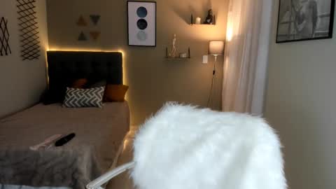 Snapshot of lulu_lopez chatting on 03-04-25, 01:17 Lau  online show from 03-04-25, 01:17