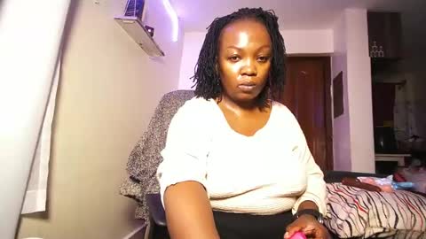 Snapshot of lulu_sparks1 chatting on 07-06-26, 02:41 lulu_sparks1 online show from 07-06-26, 02:41