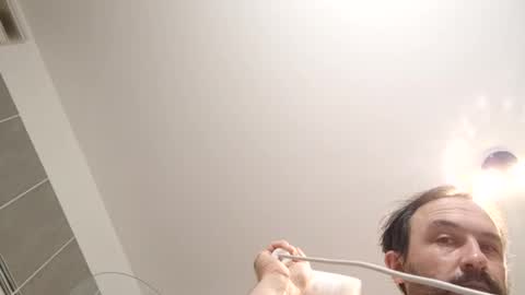 Snapshot of luluberlu042 chatting on 01-10-25, 07:04 Ludo online show from 01-10-25, 07:04