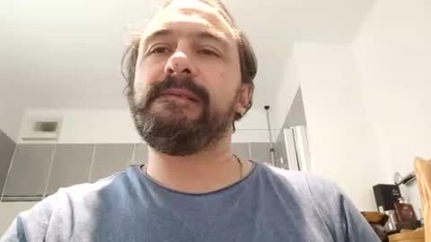 Snapshot of luluberlu042 chatting on 02-19-25, 12:35 Ludo online show from 02-19-25, 12:35