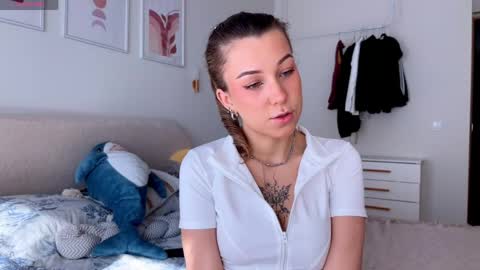 lulu berry online show from 05-15-26, 02:18