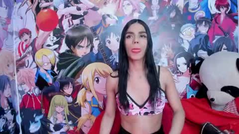Snapshot of luluu_08 chatting on 07-19-26, 01:04 LULU online show from 07-19-26, 01:04