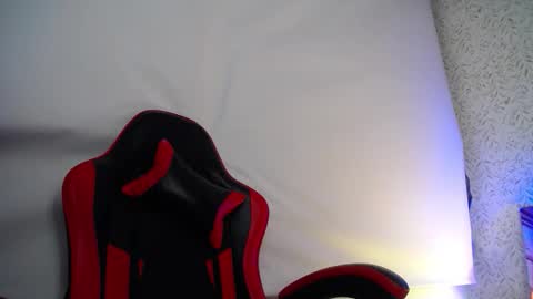 Luly online show from 12-23-25, 03:04